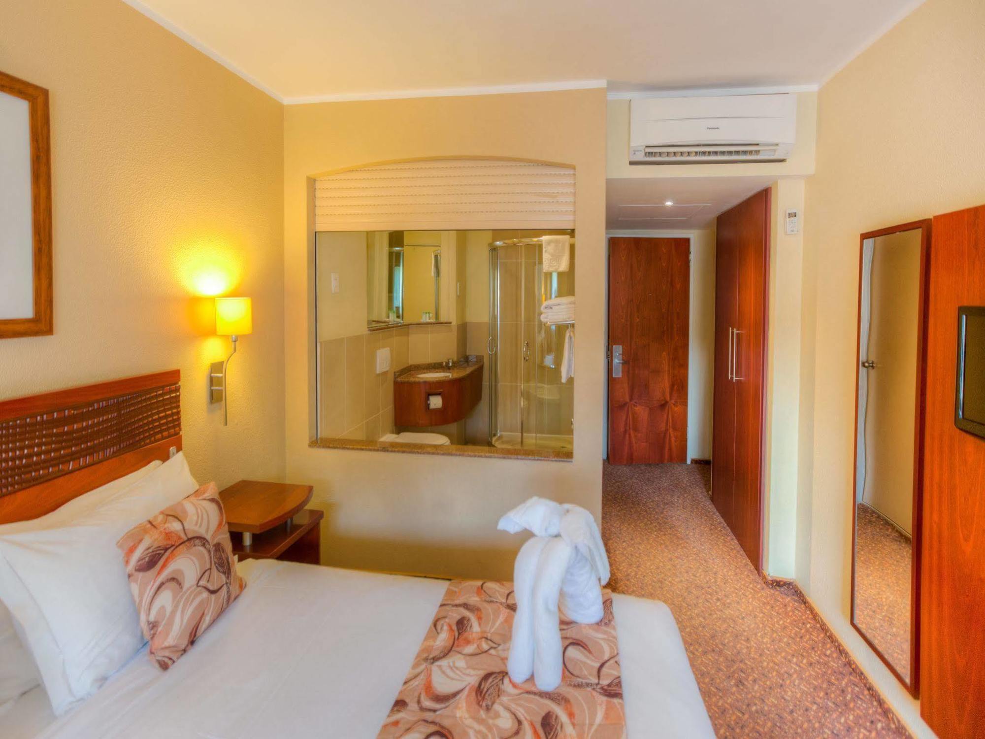 City Lodge Hotel דורבן מראה חיצוני תמונה